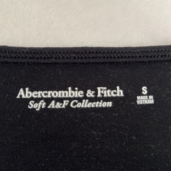 Abercrombie & Fitch Sweetheart Long Sleeve Bodysuit - Picture 2 of 2